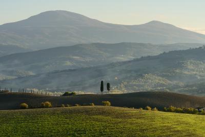 pictures of Tuscany - The Belvedere Farmhouse - Alternative View