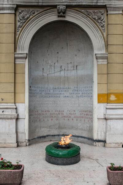 photos of Sarajevo - Eternal Flame (Vječna Vatra)
