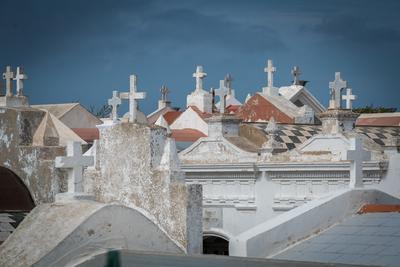 images of Corsica - Bonifacio – the Cemetery