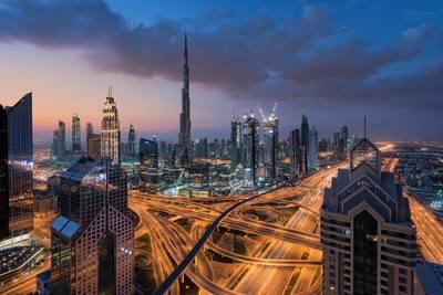 United Arab Emirates photo locations - The View At 42 - Shangri-La Hotel