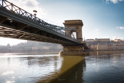 pictures of Budapest - Chain Bridge - Danube Viewpoint