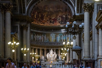 instagram locations in Ile De France - Eglise de la Madeleine, Paris