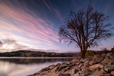 photo spots in New South Wales - Lake Jindabyne at Widows Creek