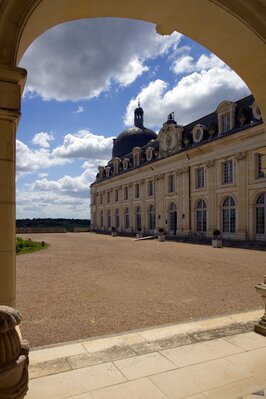 Centre Val De Loire photography spots - Château de Valençay 
