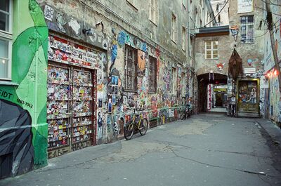 photo spots in Germany - Haus Schwarzenberg street-art alley