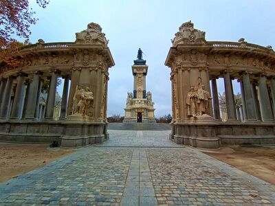 Community Of Madrid instagram spots - Monumento To Alfonso XII
