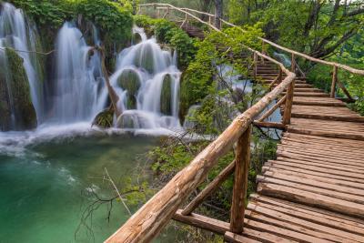 images of Plitvice Lakes National Park - Burget Boardwalk