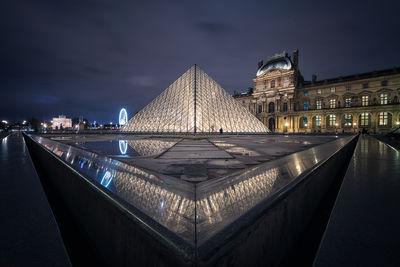 Photo of Pyramide du Louvre (Louvre Exterior) - Pyramide du Louvre (Louvre Exterior)