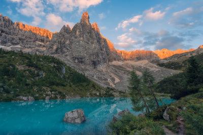 The Dolomites photography spots - Lago di Sorapis (Lake Sorapis)