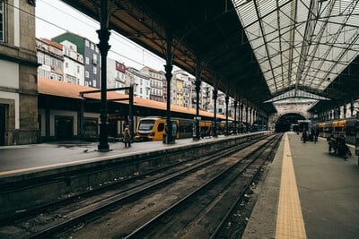 images of Portugal - São Bento Station