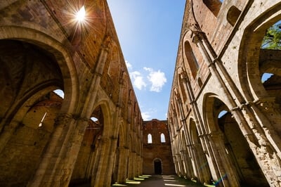 images of Tuscany - Abbey of San Galgano - interior