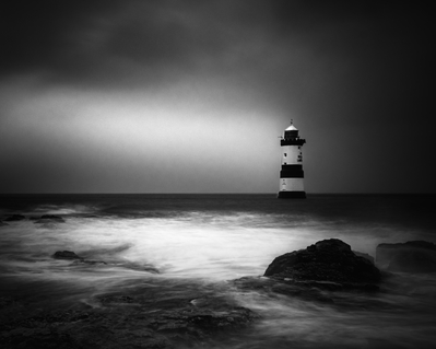 Picture of Trwyn Du Lighthouse - Trwyn Du Lighthouse
