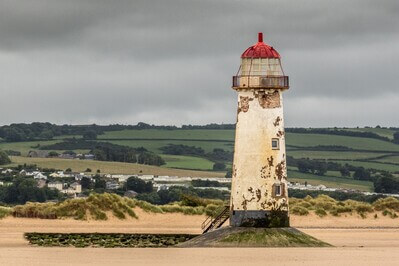 Picture of Talacre Lighthouse - Talacre Lighthouse