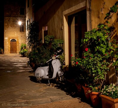 pictures of Tuscany - Pienza Town