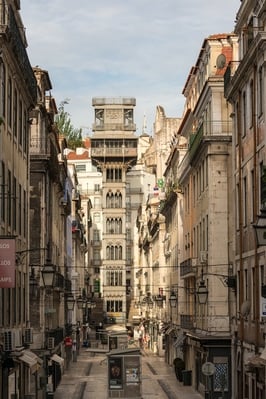 images of Lisbon - Elevador de Santa Justa
