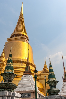 Phra Siratana Chedi - Bell-Shaped Stupa