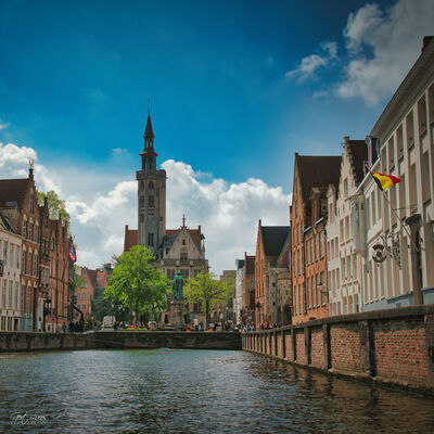 photography spots in Bruges - Spiegelrei and Poorters Lodge