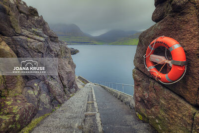 photo spots in Faroe Islands - Gorge Elduvík