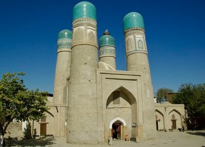 photography locations in Uzbekistan - Chor Minor Madrassa