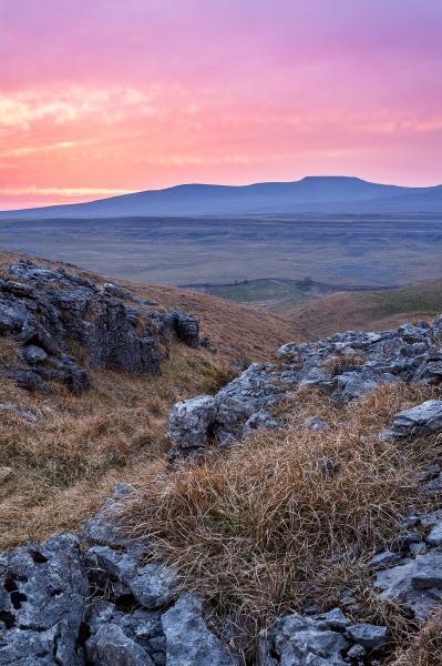 The Yorkshire Dales photo locations - Moughton Scar, Crummack Dale