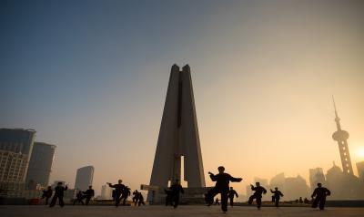 images of Shanghai - People's Memorial (上海市人民英雄纪念塔)