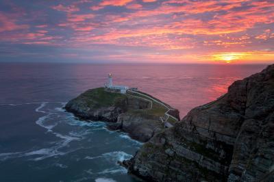 Photo of South Stack Lighthouse - South Stack Lighthouse